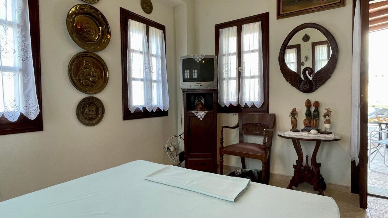 Iris Sea View Villa Afissos Exterior photo
